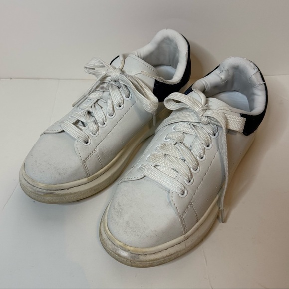 Alexander McQueen Shoes - Alexander McQueen White Black Oversized Sneakers Low Top Leather Shoes 462214